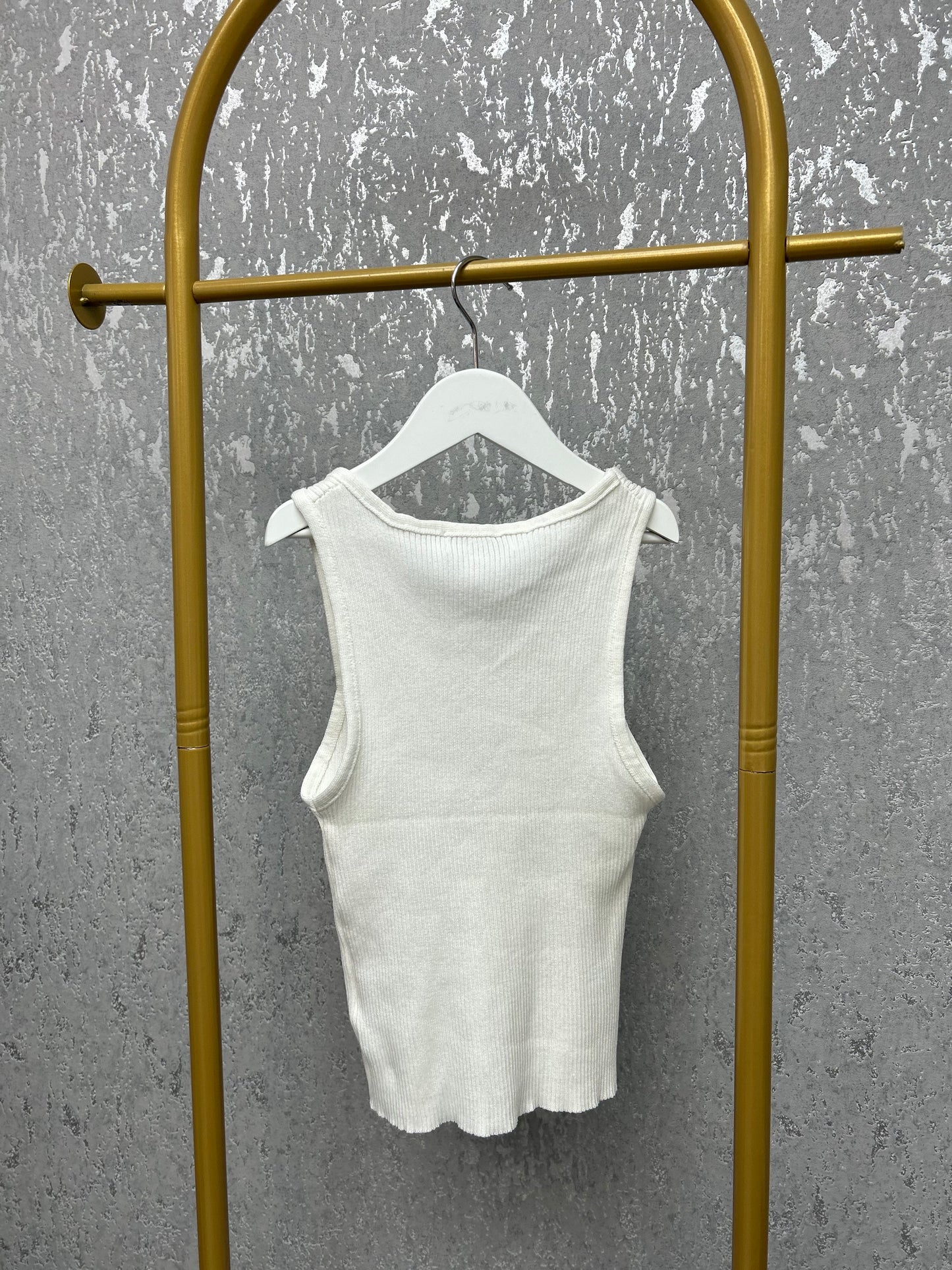 Ribbed Sleeveless Top
